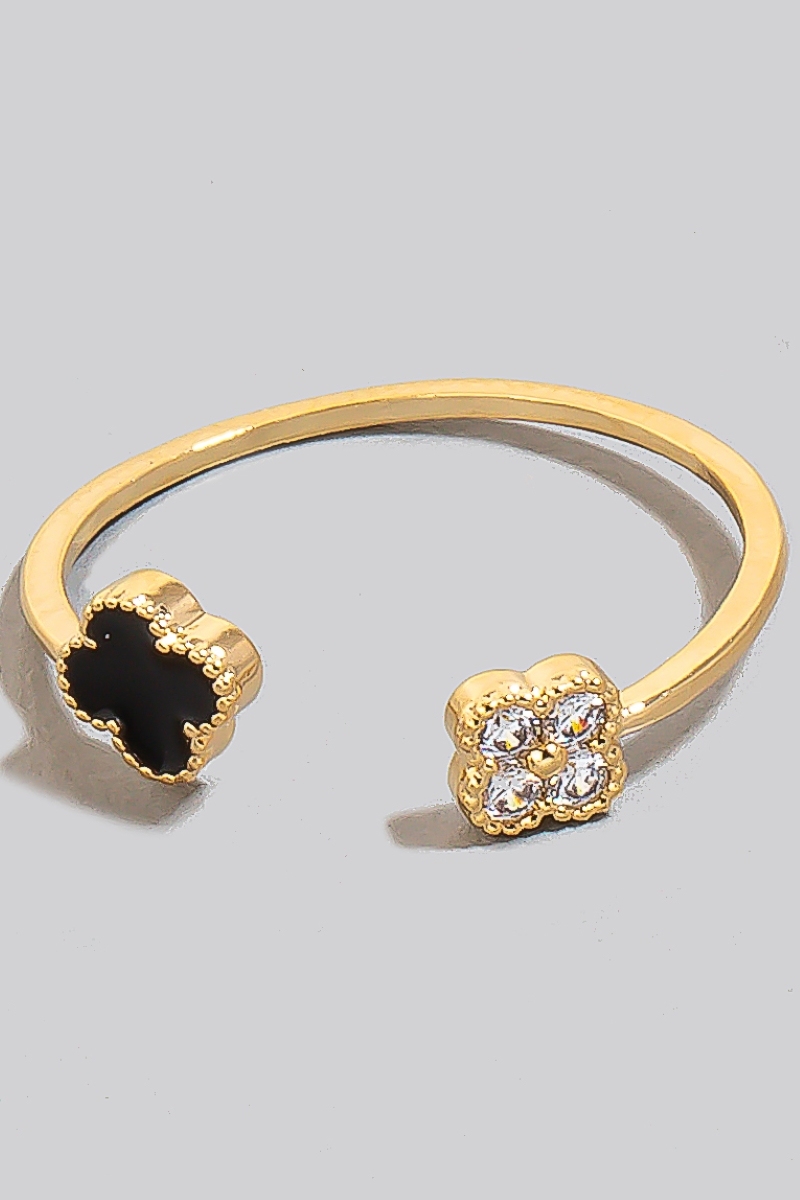 What style does the ring feature?