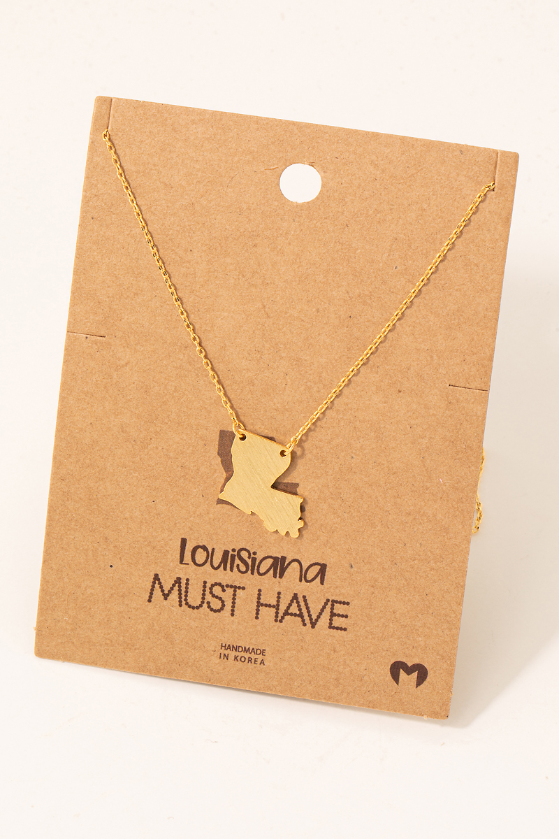 How do you wear a pendant necklace?