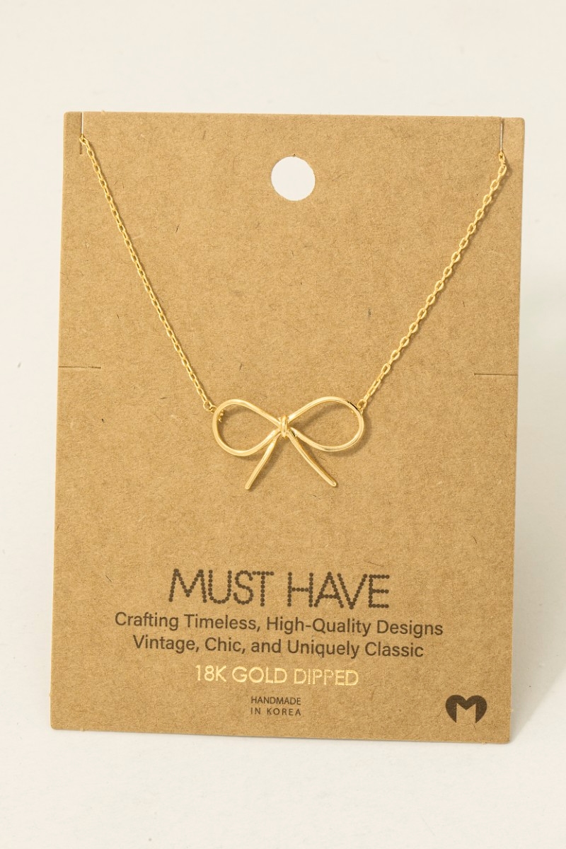 What is the style of the pendant?