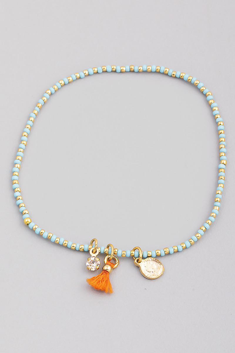 What is the minimum order quantity for the bracelet?