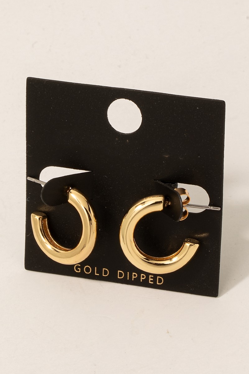 What materials are the earrings made from?