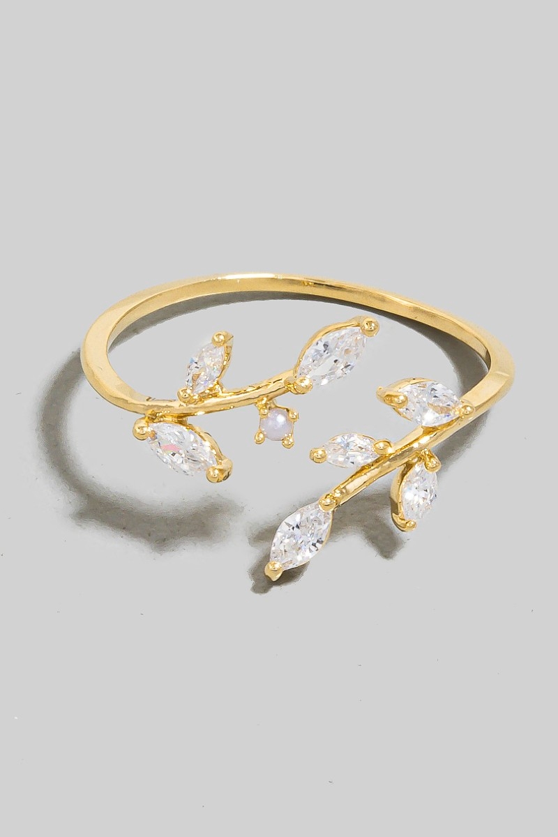 What materials are used in the ring?