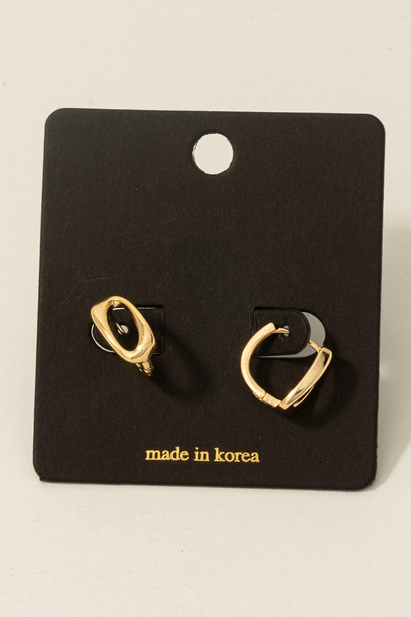 How to open a hinged hoop earring?