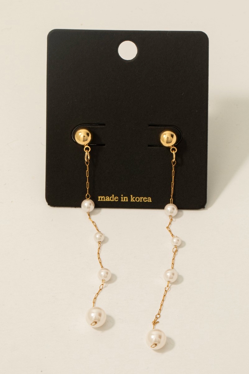 How do dangle earrings work?